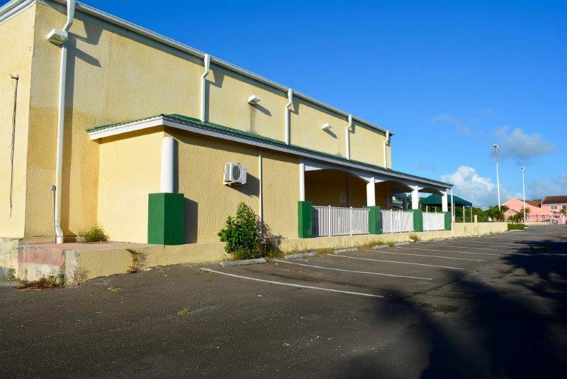 Commercial Nassau Village