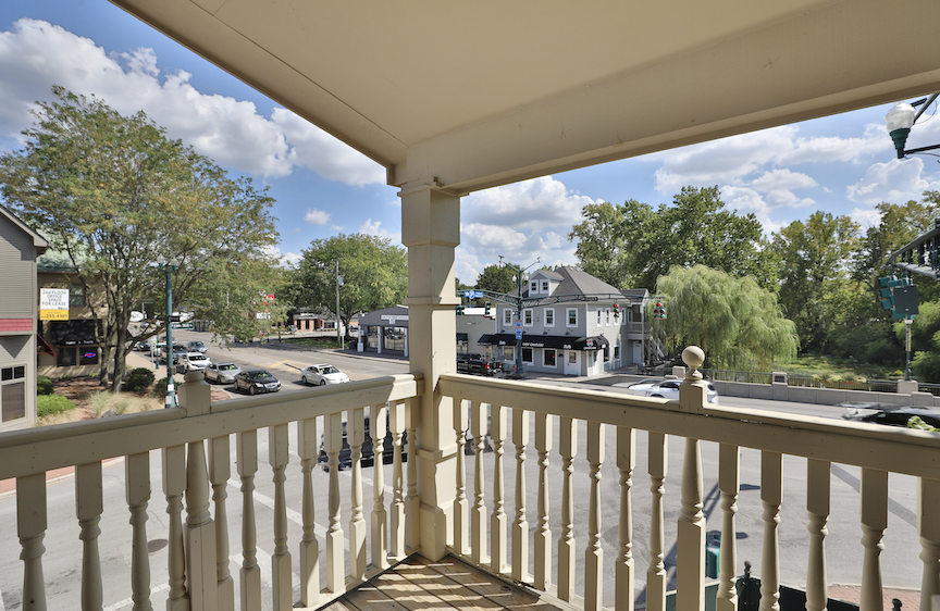 57 Mill St