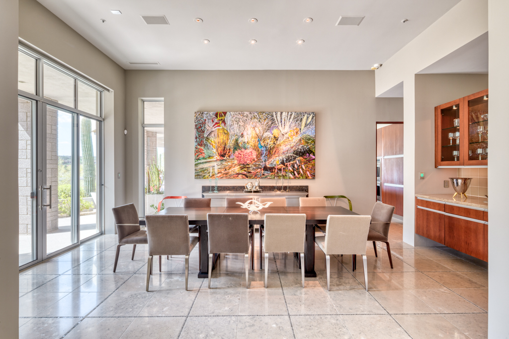 1 Private Listing