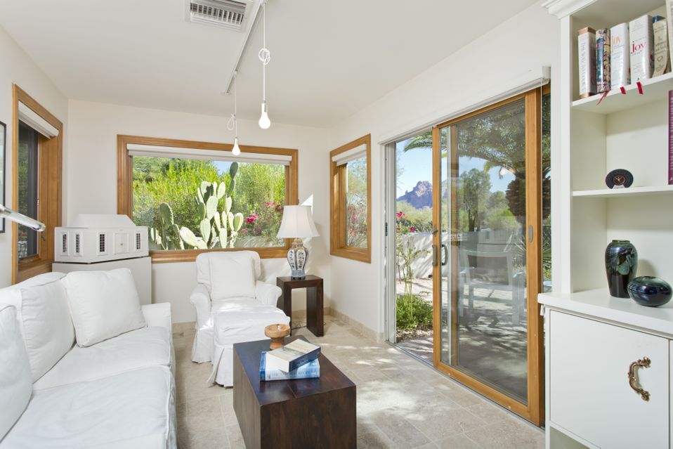 3801 E San Miguel