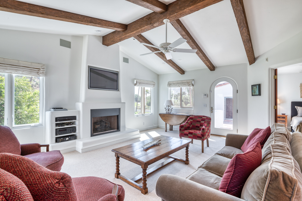 7511 N Eucalyptus Dr.
