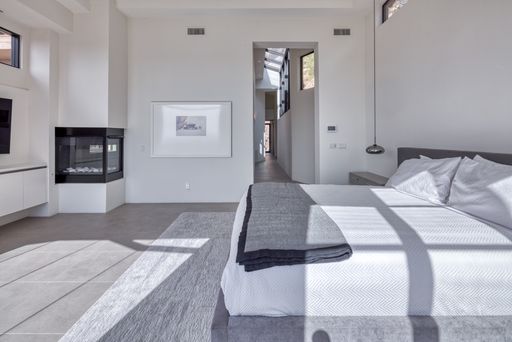 4 Private Listing