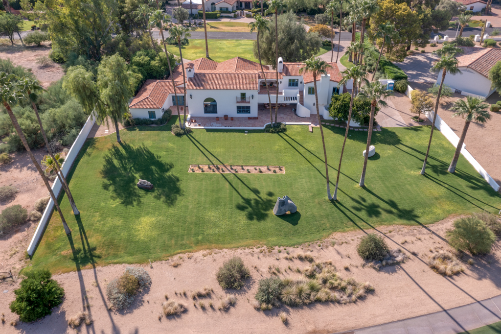 7511 N Eucalyptus Dr.
