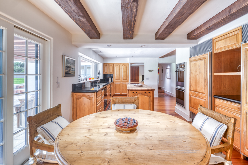 7511 N Eucalyptus Dr.