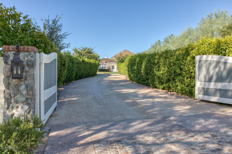 5003 E Sky Desert Lane