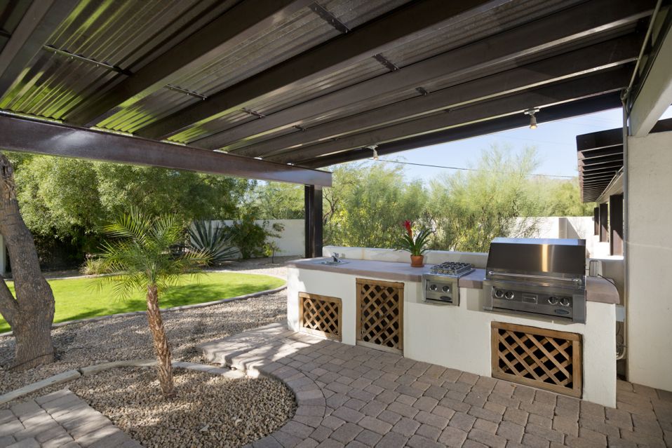 3801 E San Miguel