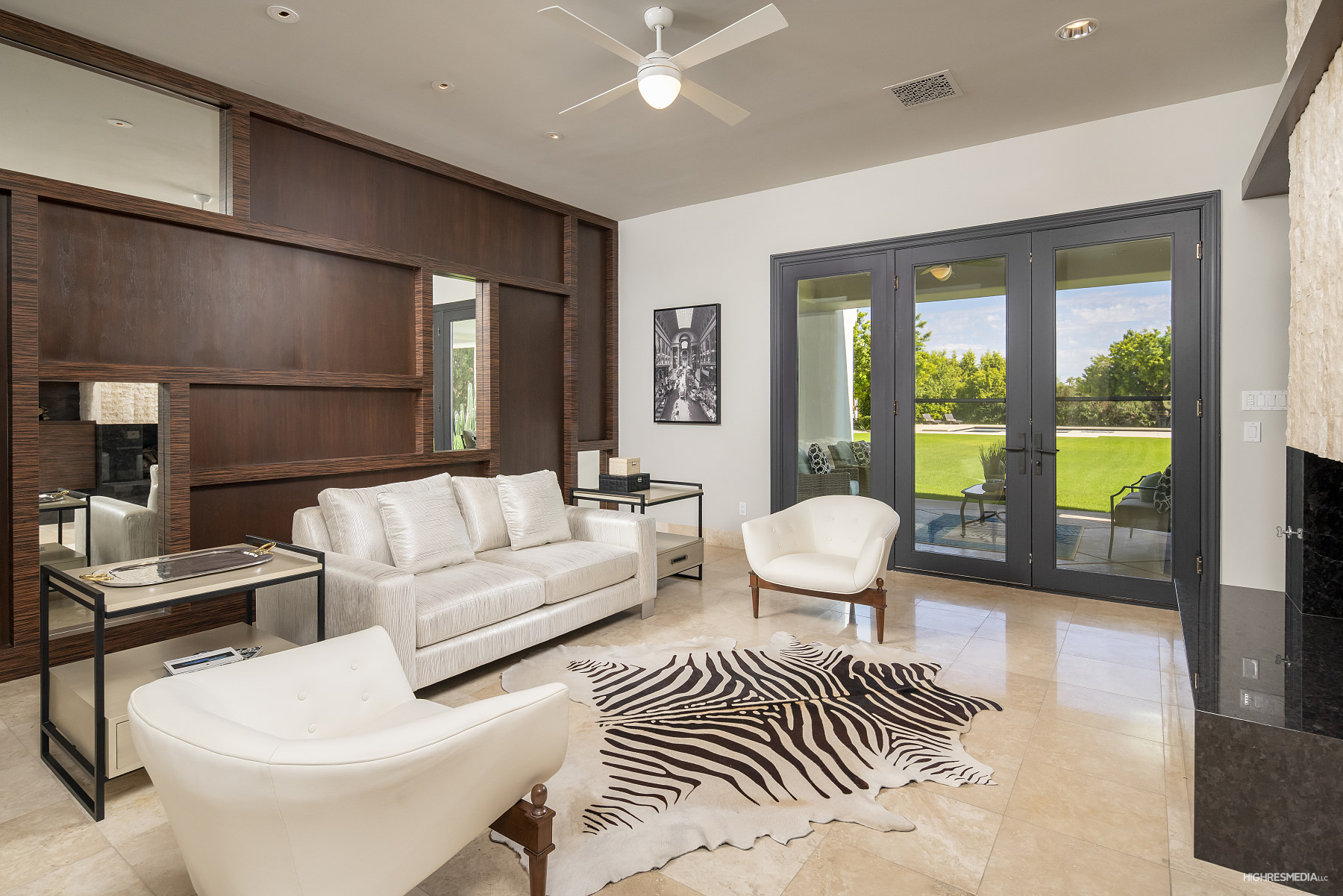 3 N  Private Listing