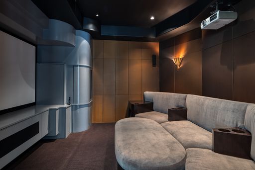 4 Private Listing