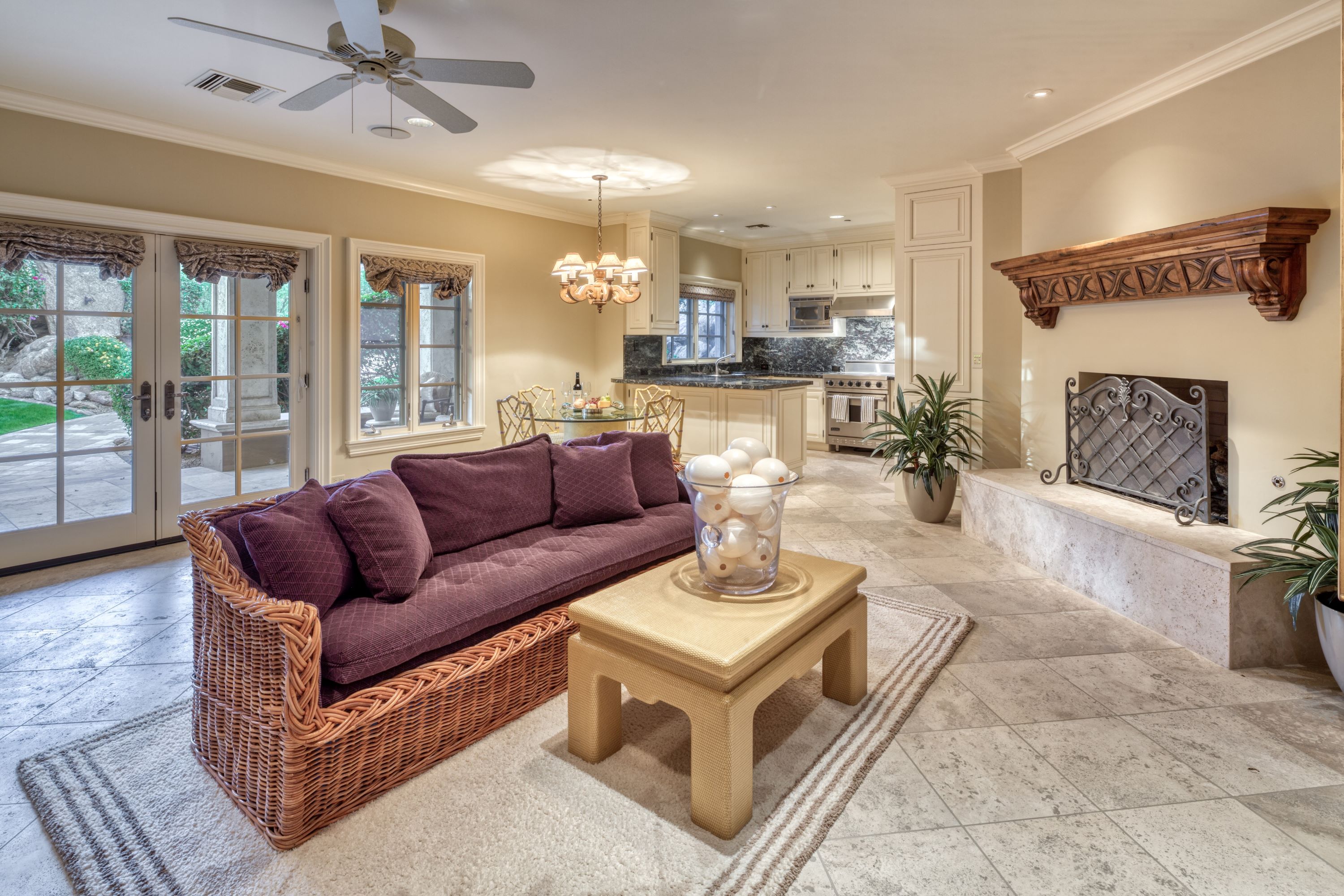 1 Private Listing