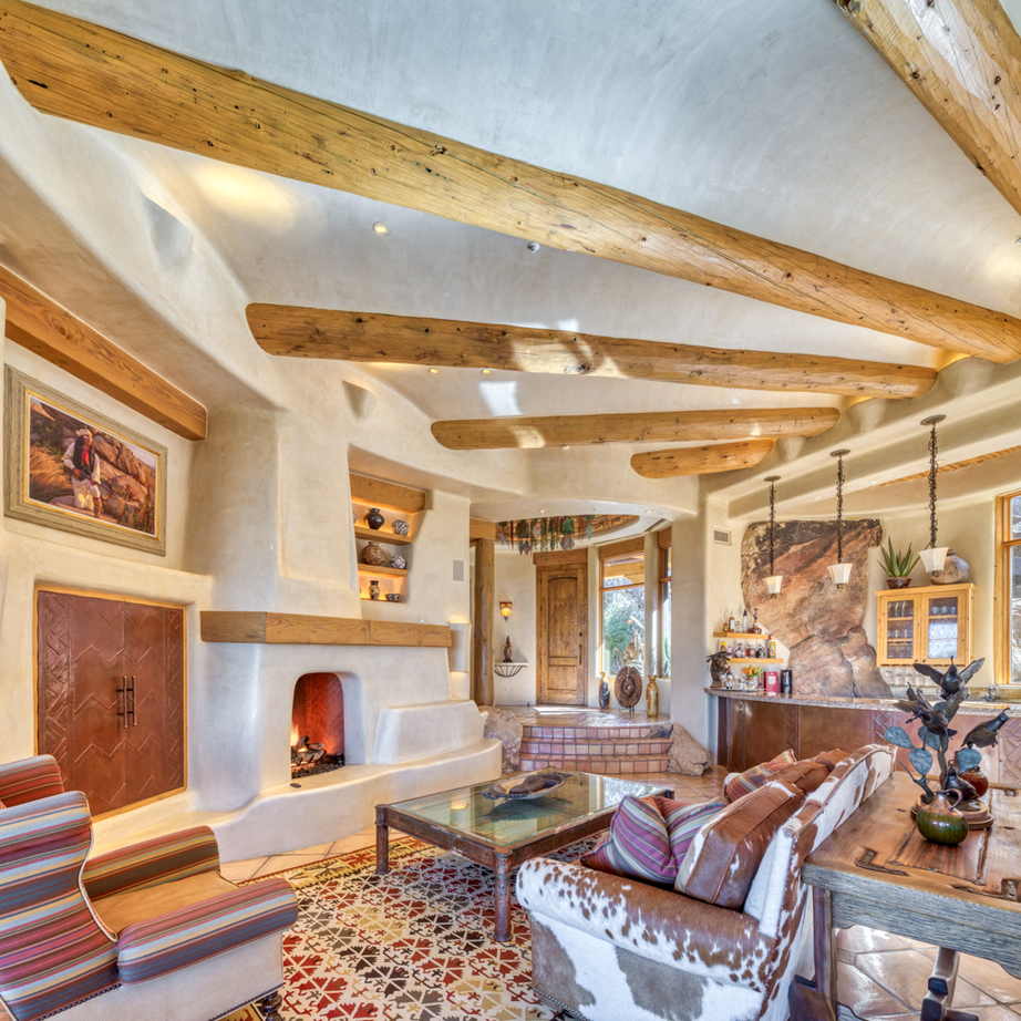 1 Pueblo Estate