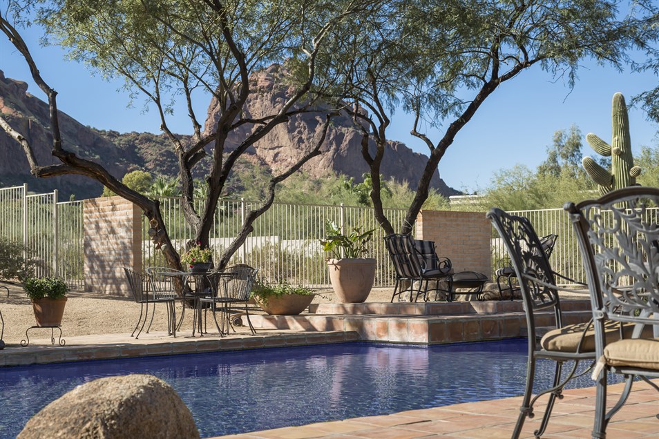 6111 N Nauni Valley Dr