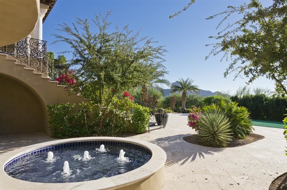 5227 E Arroyo Road