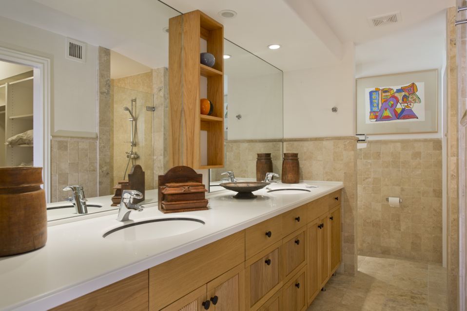 3801 E San Miguel