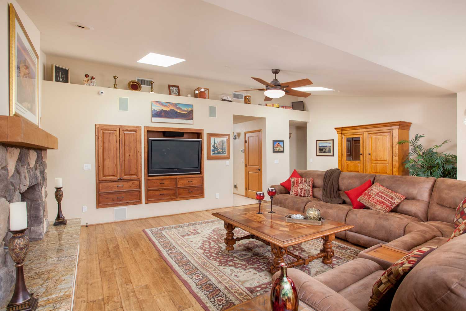 8221 N 73rd Place