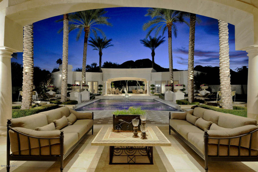 6347 East Royal Palm