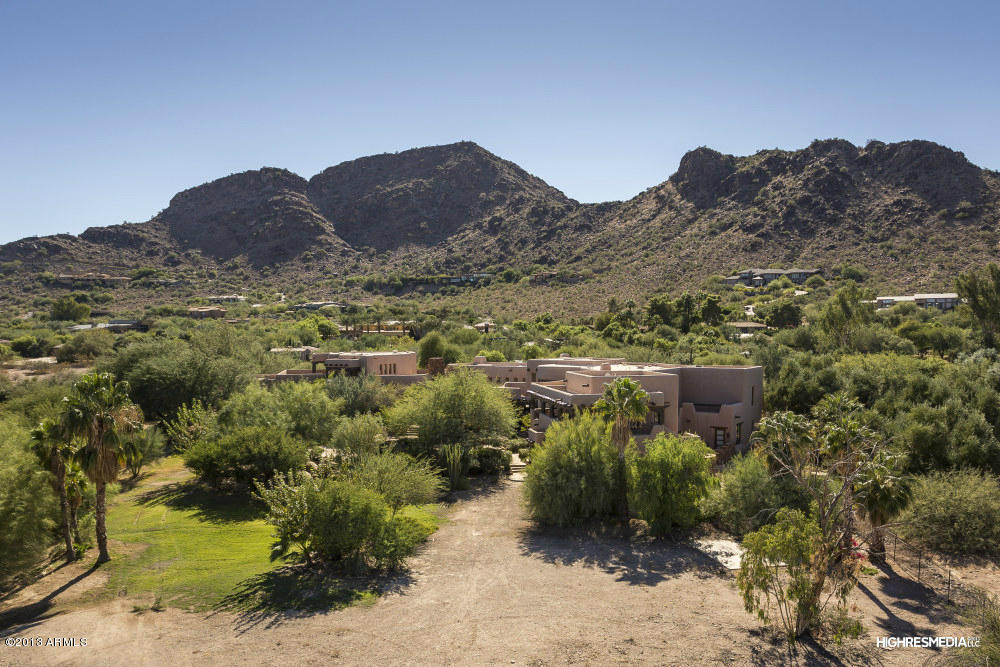 5747 E Mockingbird Lane