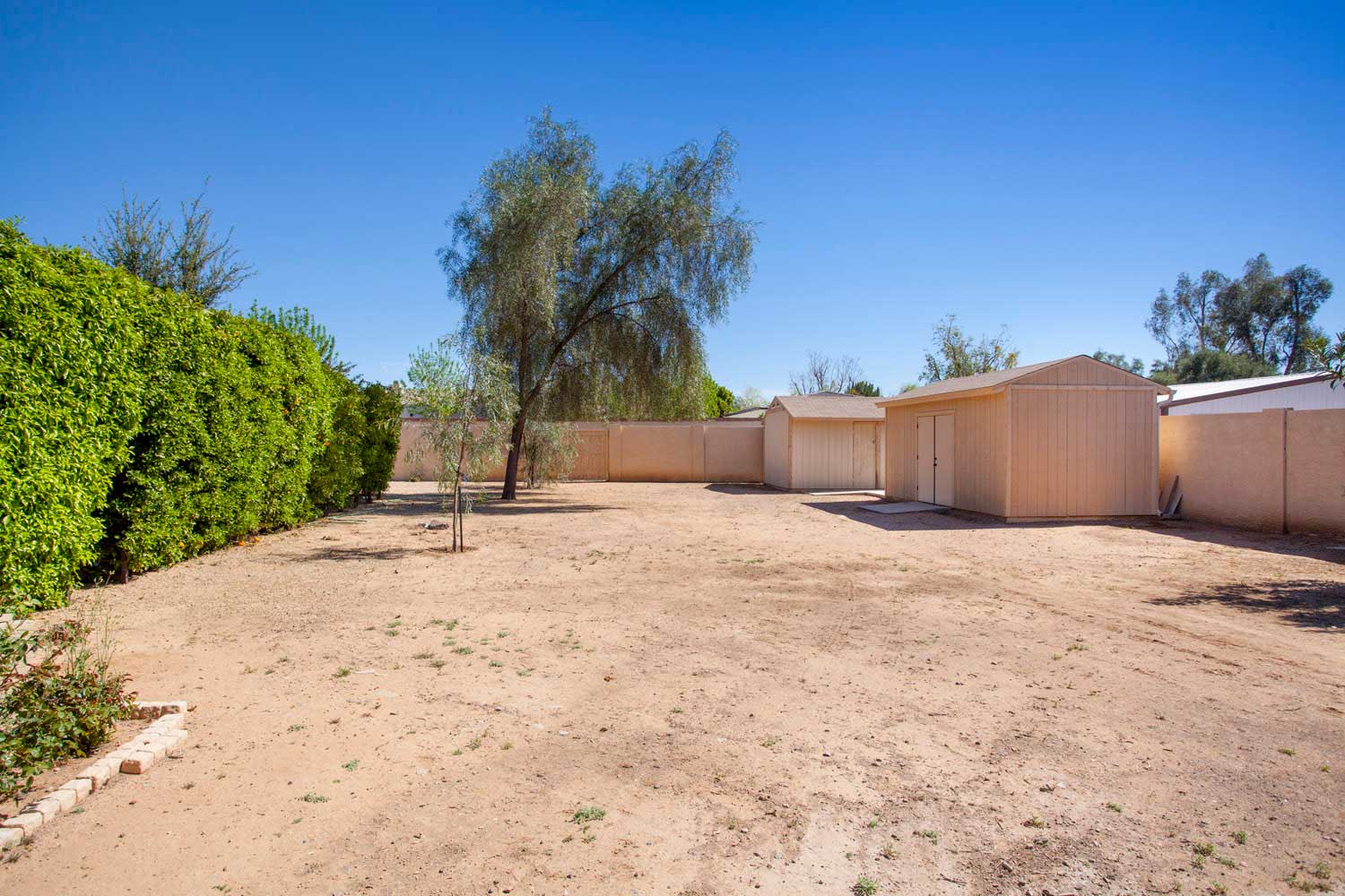 8221 N 73rd Place