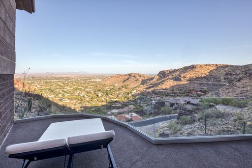 4 Private Listing