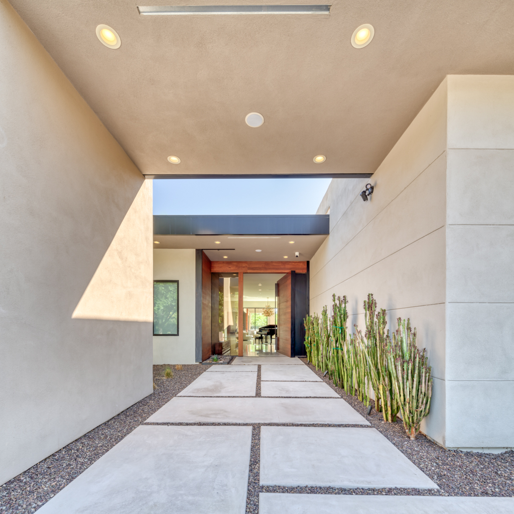6341 N 44th St.