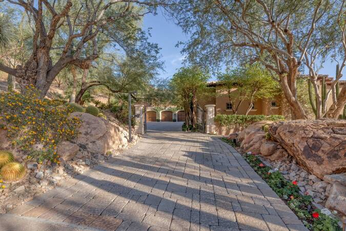 1 Private Listing