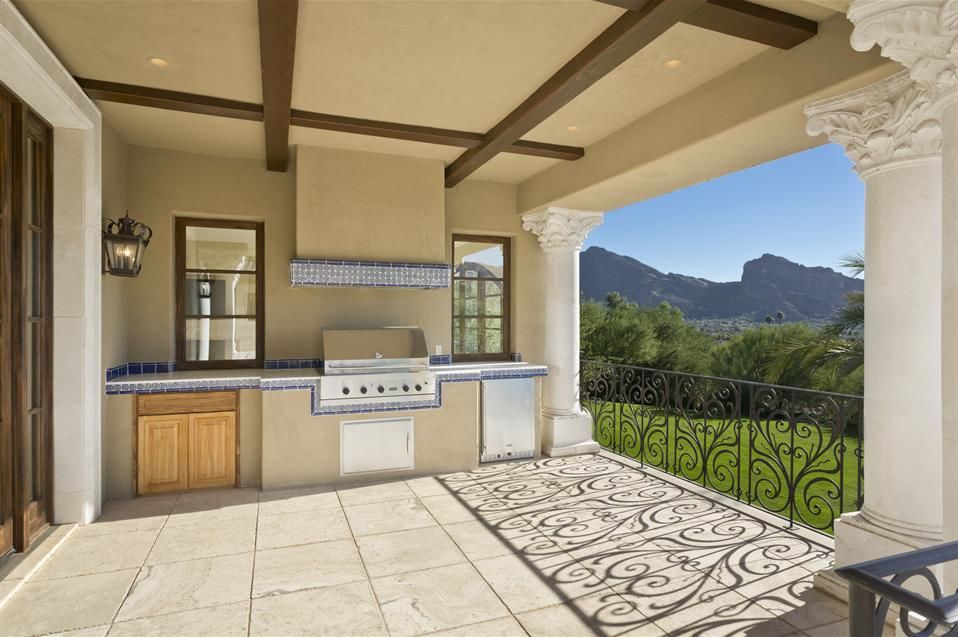 5227 E Arroyo Road