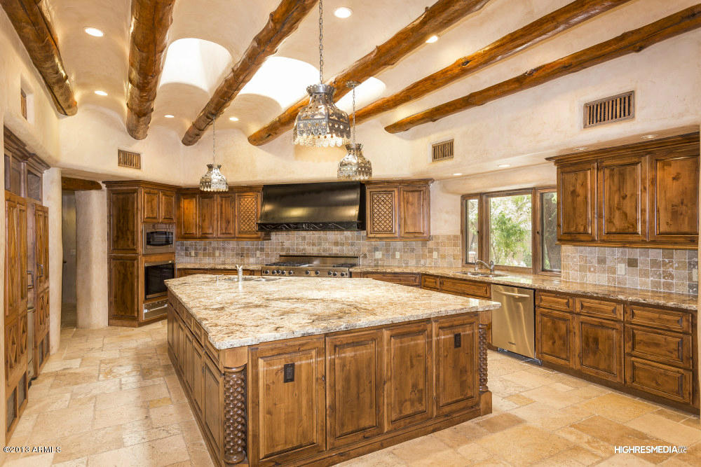 5747 E Mockingbird Lane