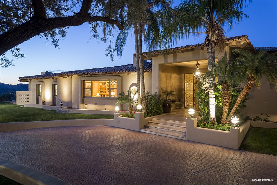 5410 E. Roadrunner Rd.