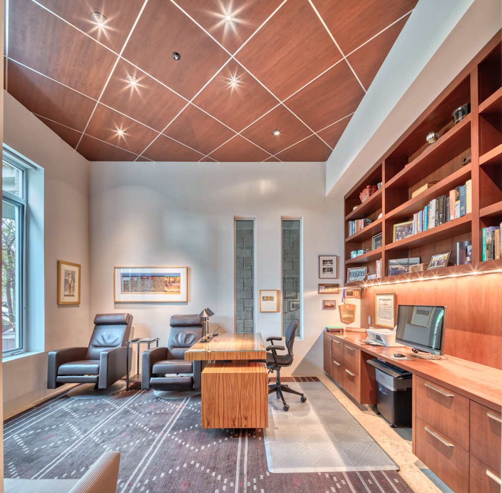 1 Private Listing