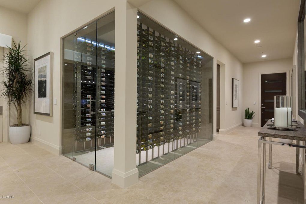 5573 E Valley Vista Ln