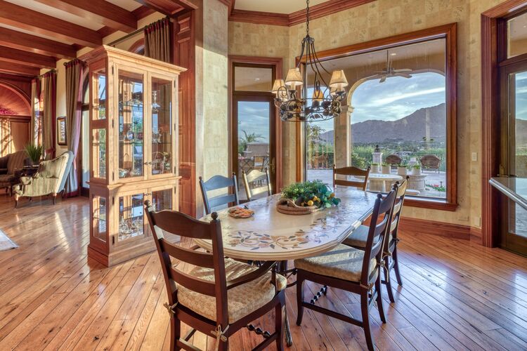 1 Private Listing