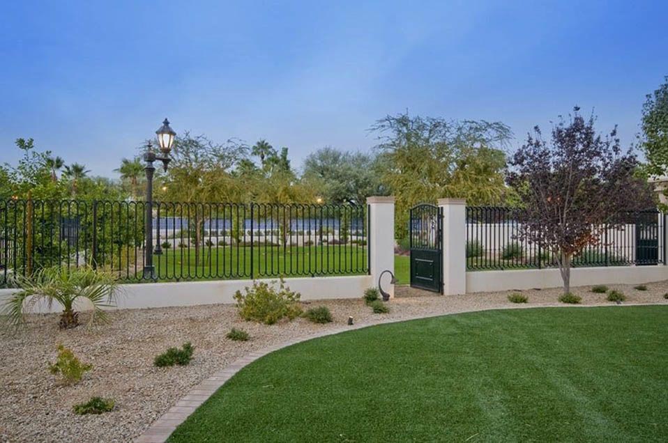 5636 Mockingbird Ln.