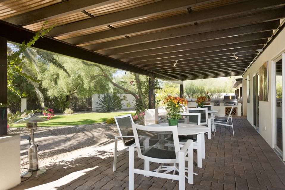 3801 E San Miguel