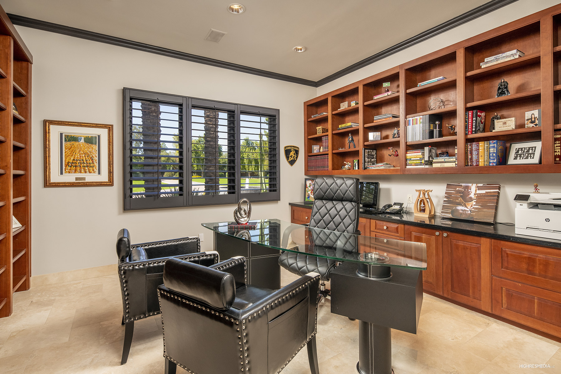 3 N  Private Listing