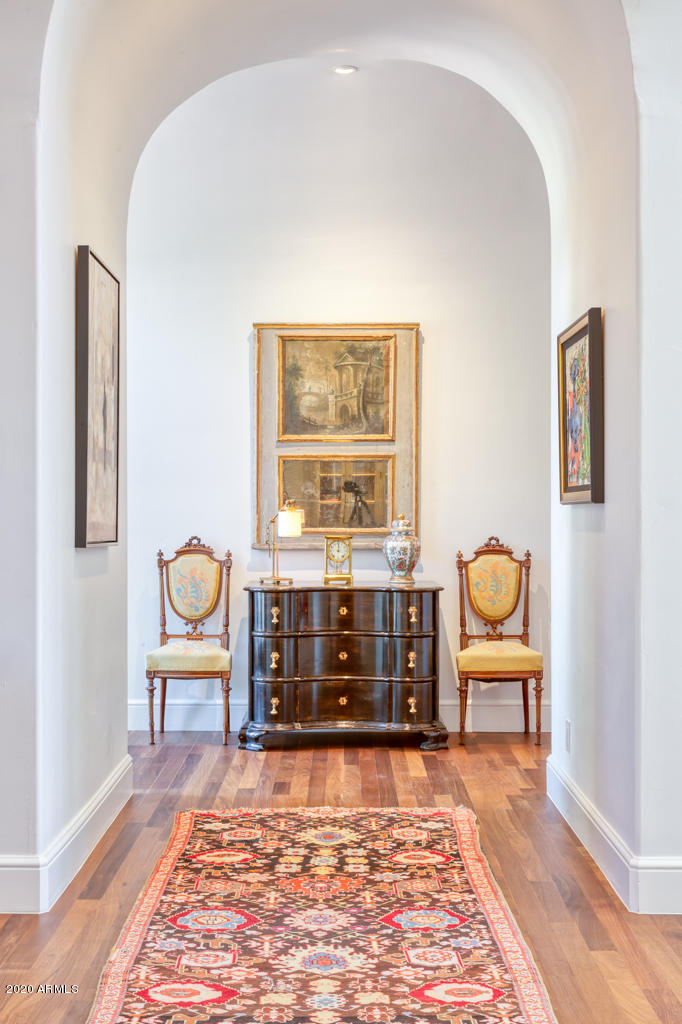 2 Private Listing