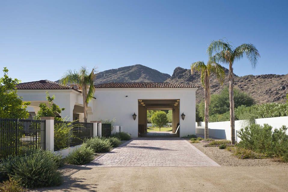 5636 Mockingbird Ln.