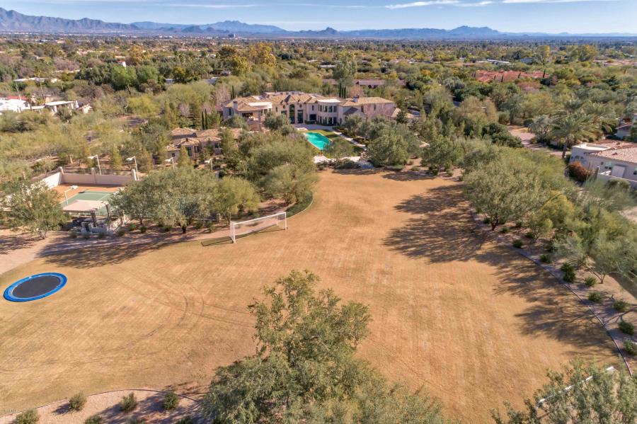 5780 N Saguaro Rd