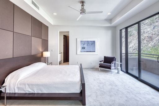 4 Private Listing