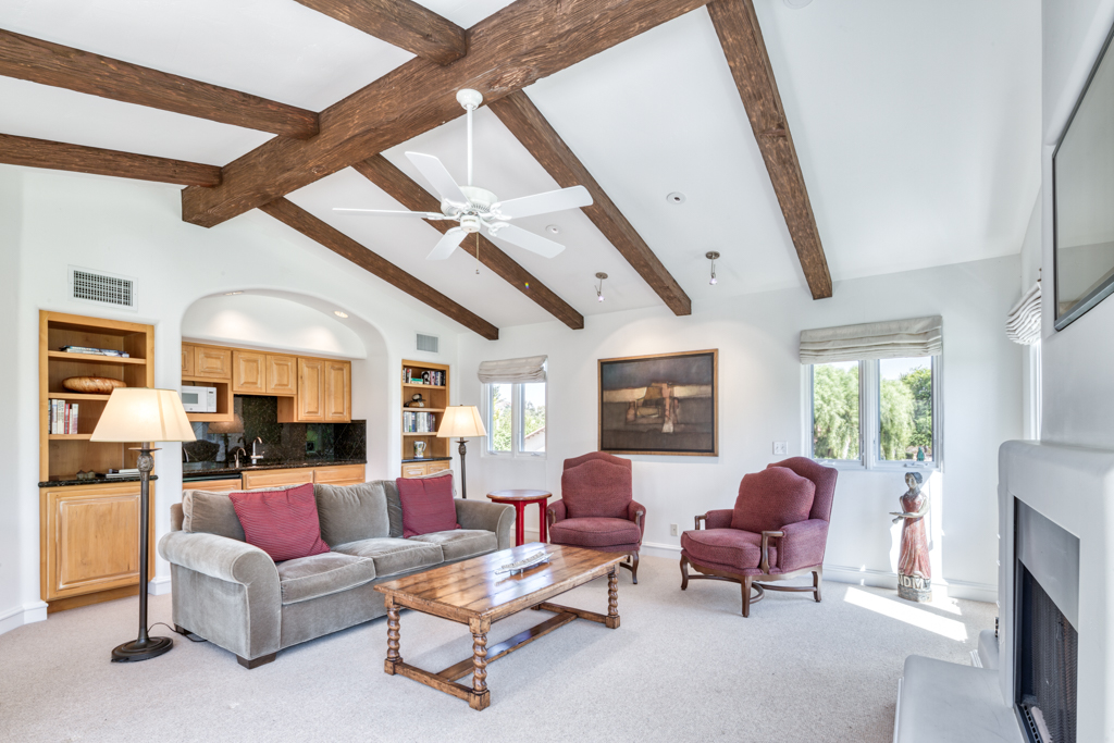 7511 N Eucalyptus Dr.