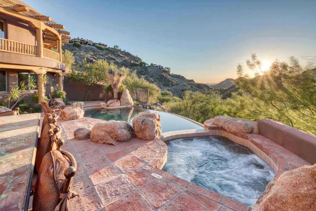 1 Pueblo Estate