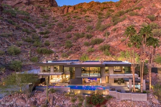 5212 E Red Rock