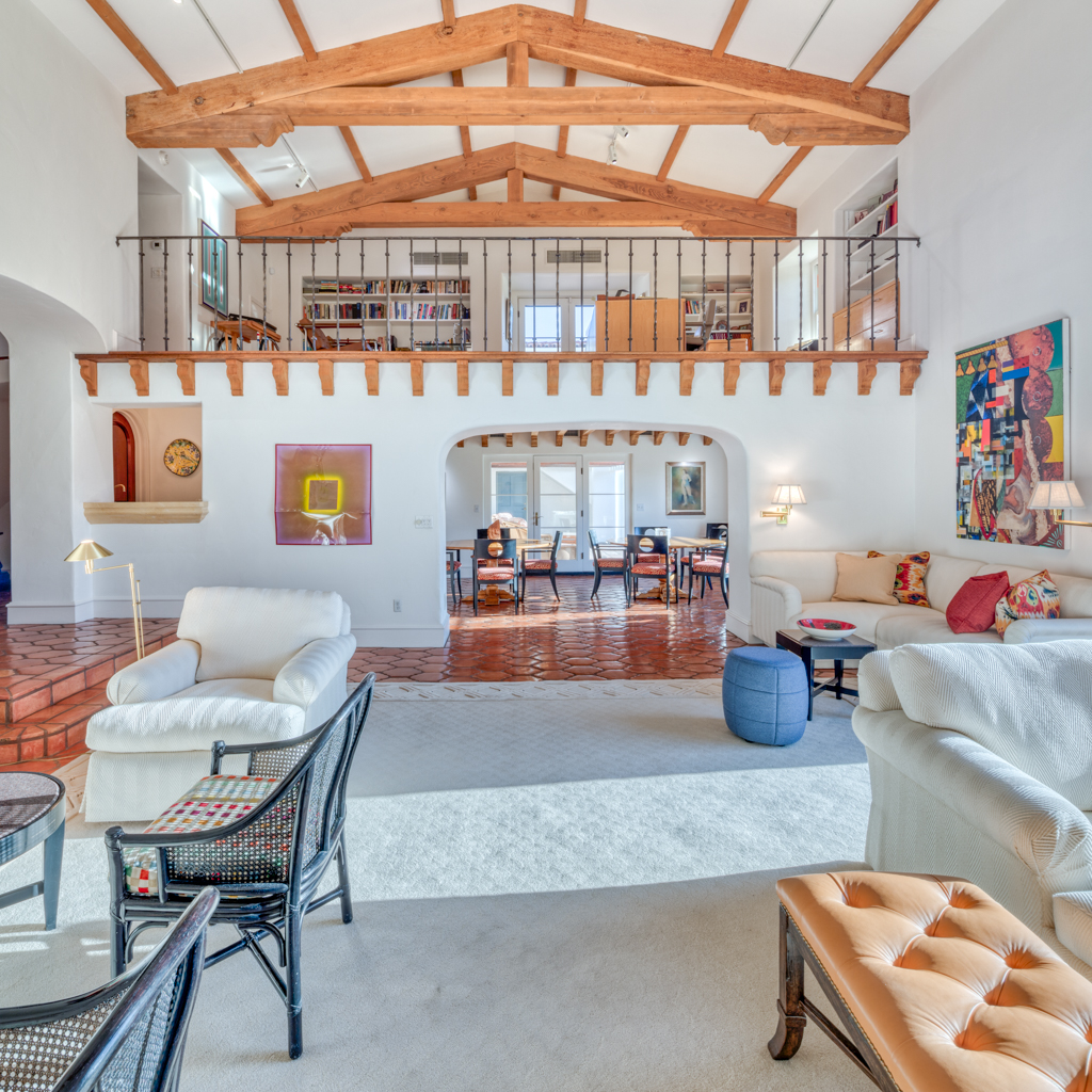7511 N Eucalyptus Dr.