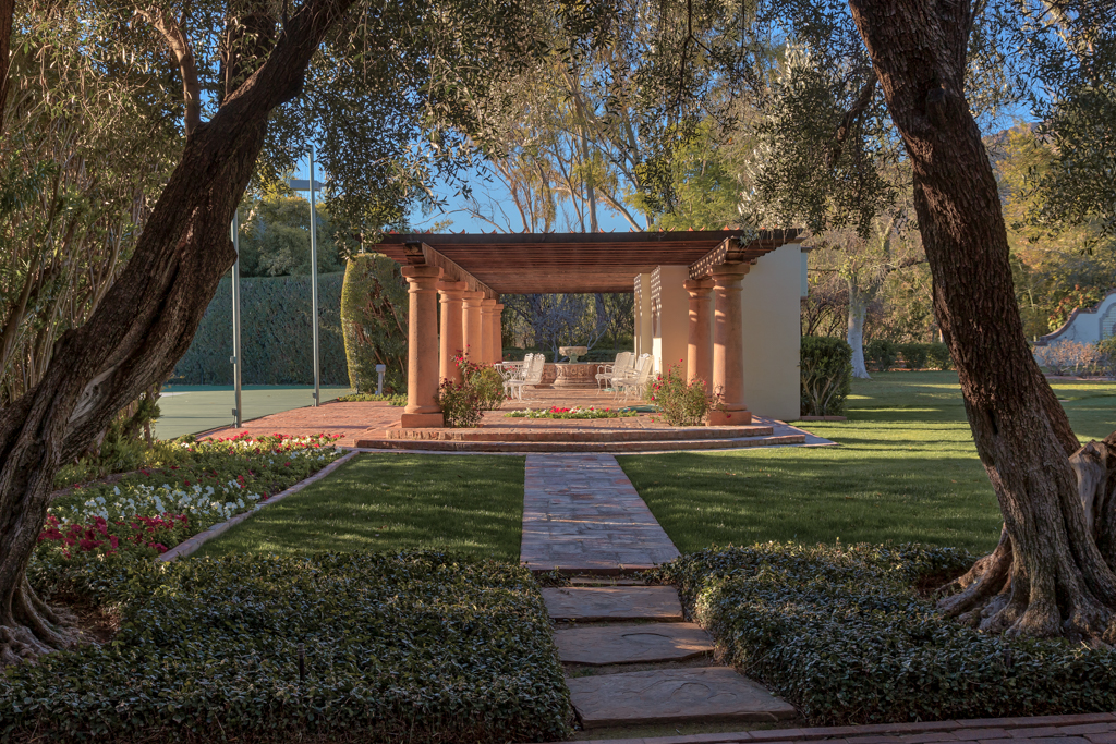 2 Private Listing