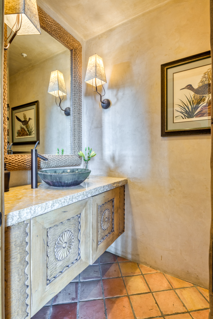 1 Pueblo Estate
