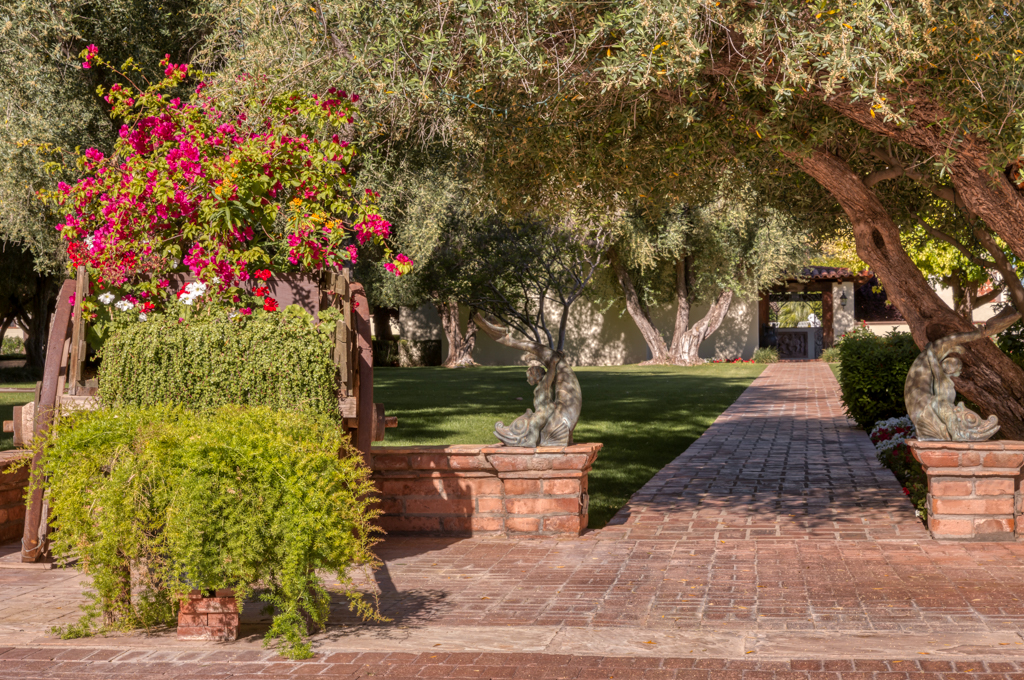 2 Private Listing