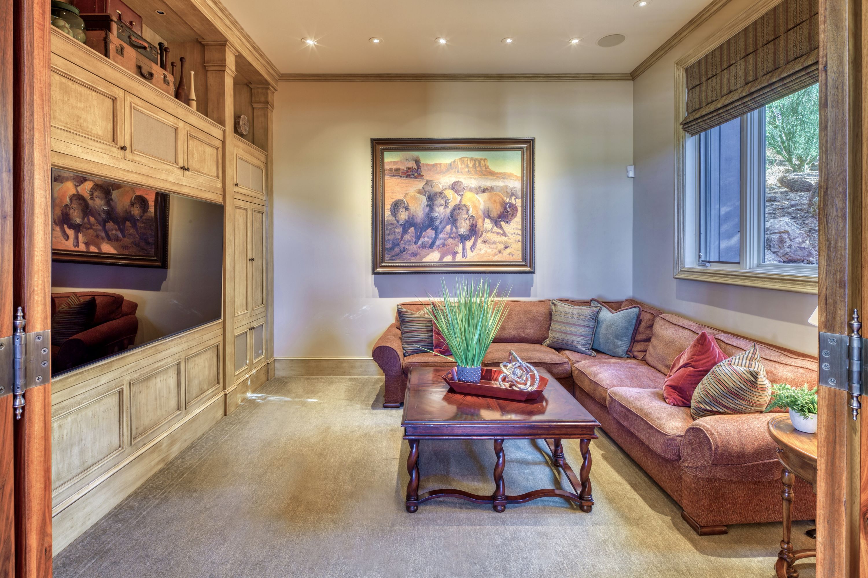 1 Private Listing