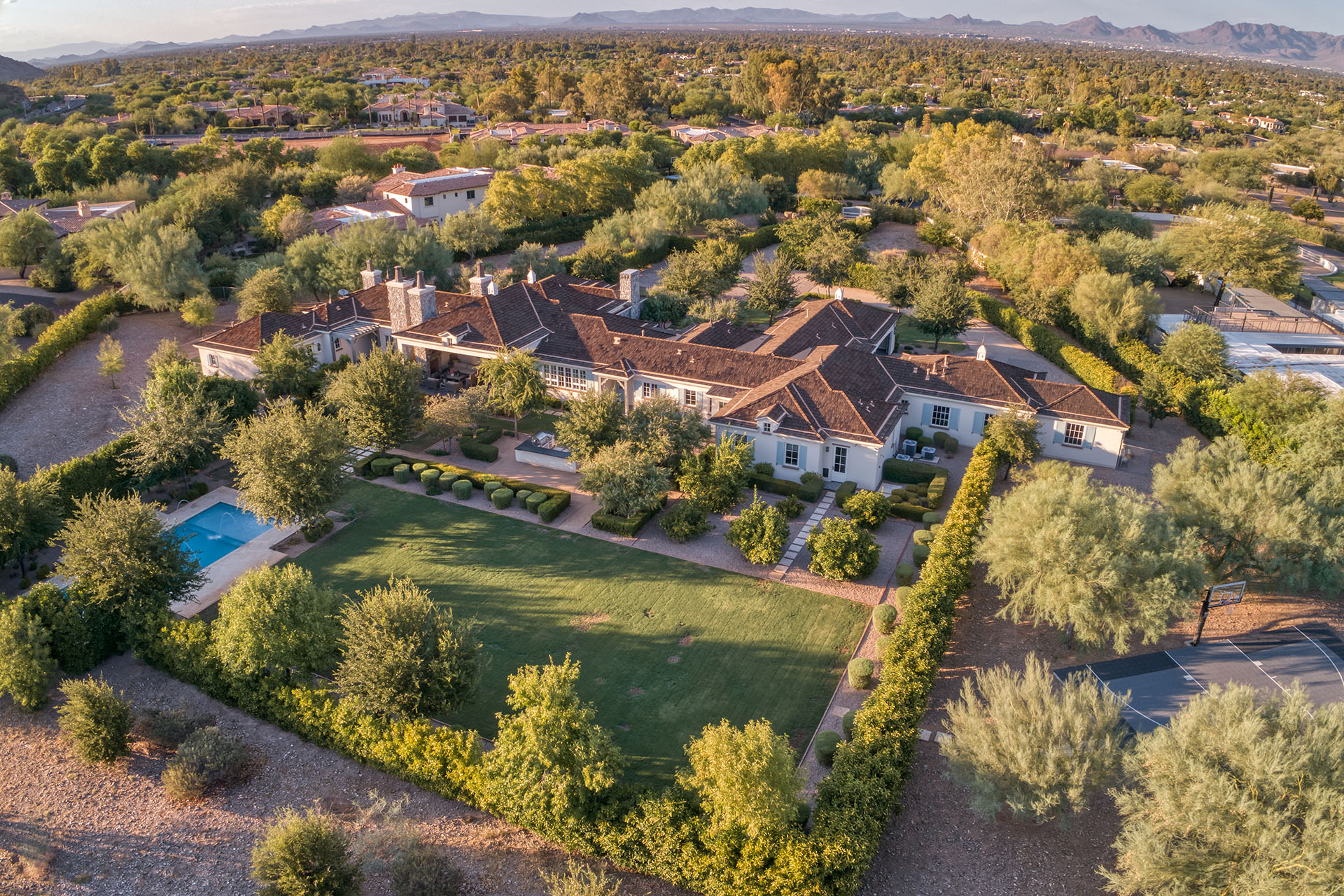 5003 E Sky Desert Lane