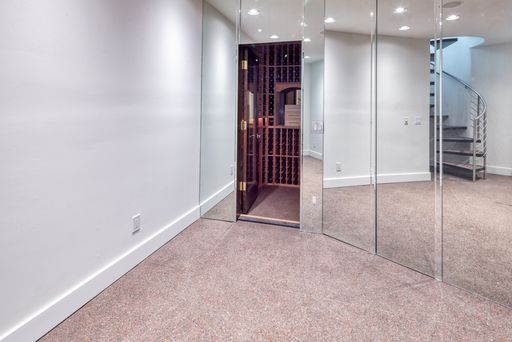 4 Private Listing