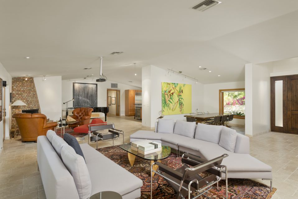 3801 E San Miguel