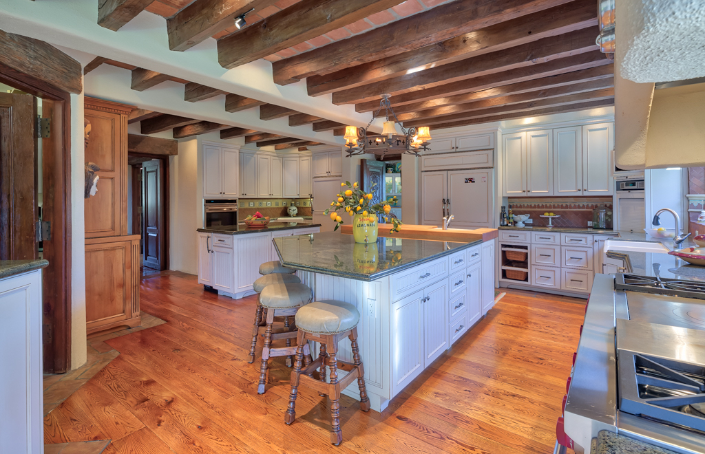 2 Private Listing
