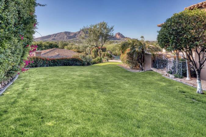 1 Private Listing